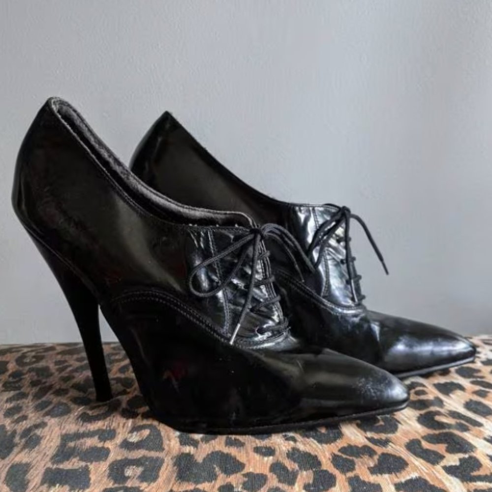 Vintage Black Patent leather lace up Oxford high heel pumps sexy witch